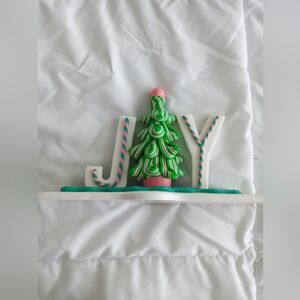 Ashland Christmas Tabletop Decor